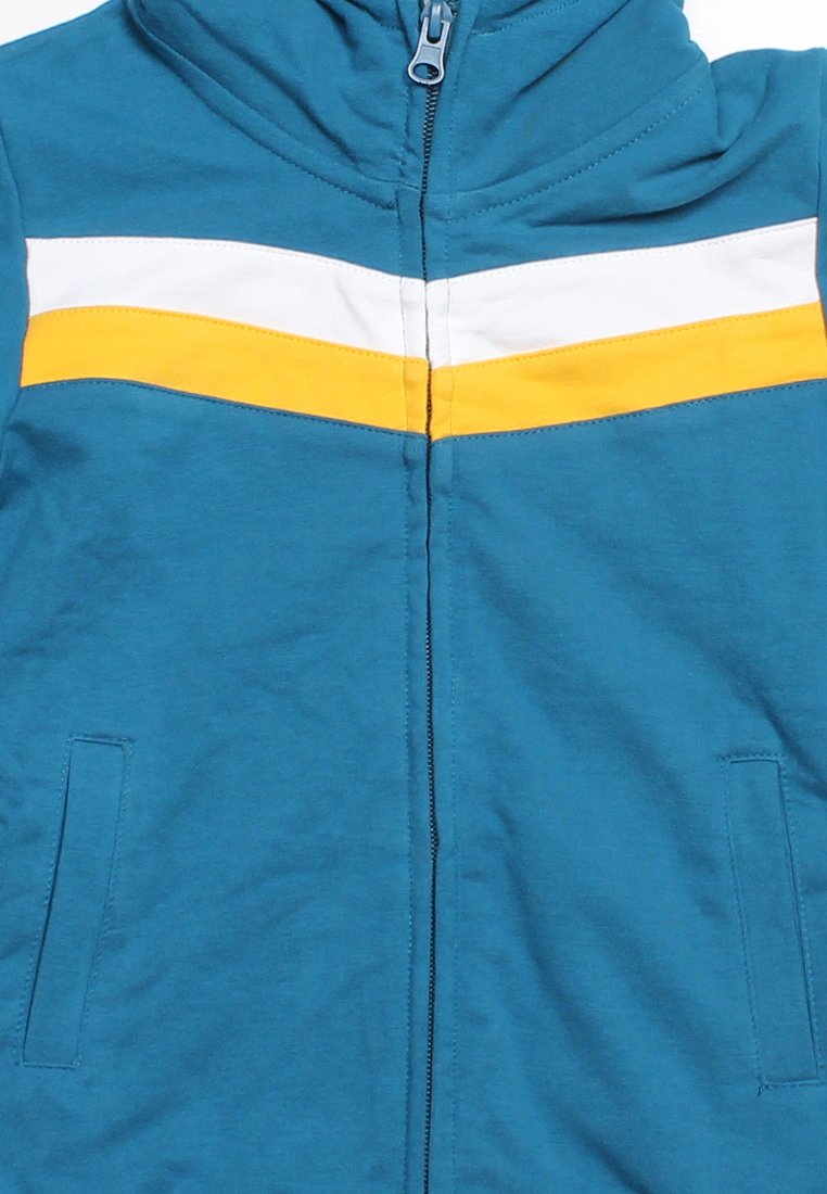 Red blue yellow on sale windbreaker