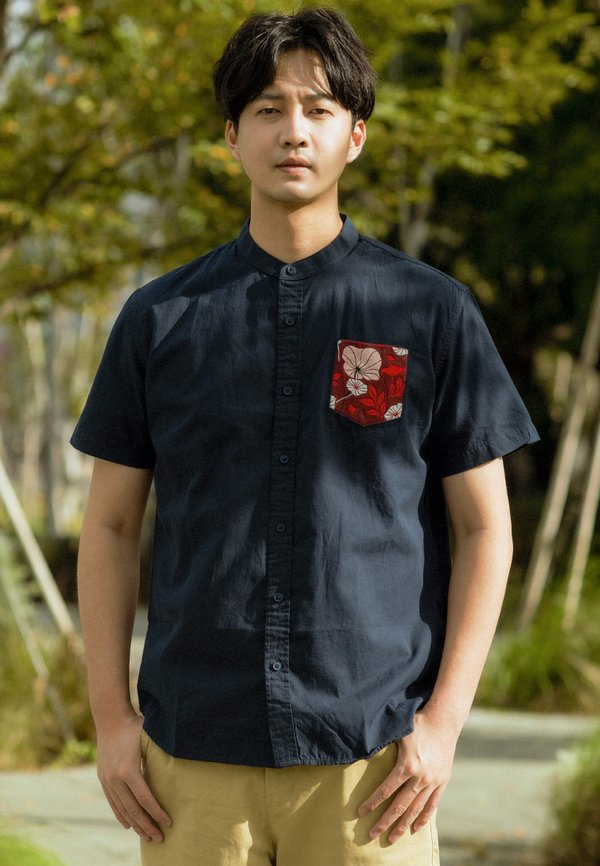 Lotus Foliage Embroidery Pocket Mandarin Collar Short Sleeve Shirt NAVY (Men's Shirt)